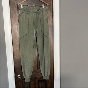 7 For All ManKind Paperbag Joggers